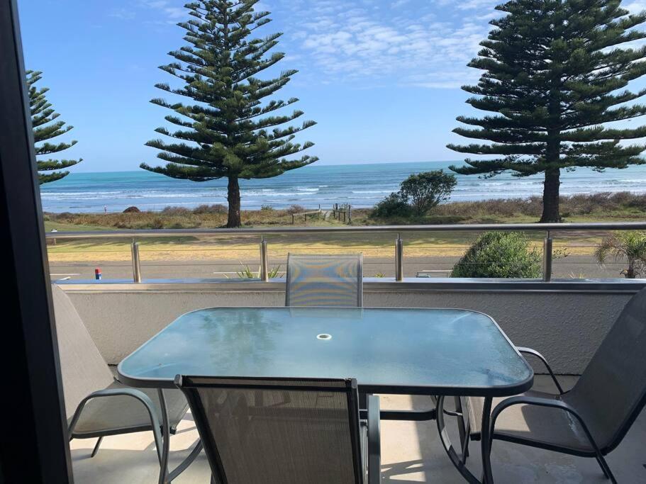 Beach Front Apartment Ohope Εξωτερικό φωτογραφία